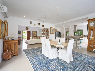 4 Bedroom Villa