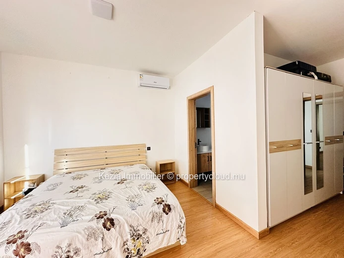 Contemporary Duplex In A Quiet Area