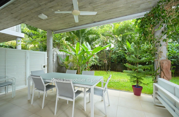 Appartement Contemporain En Rez-De-Jardin