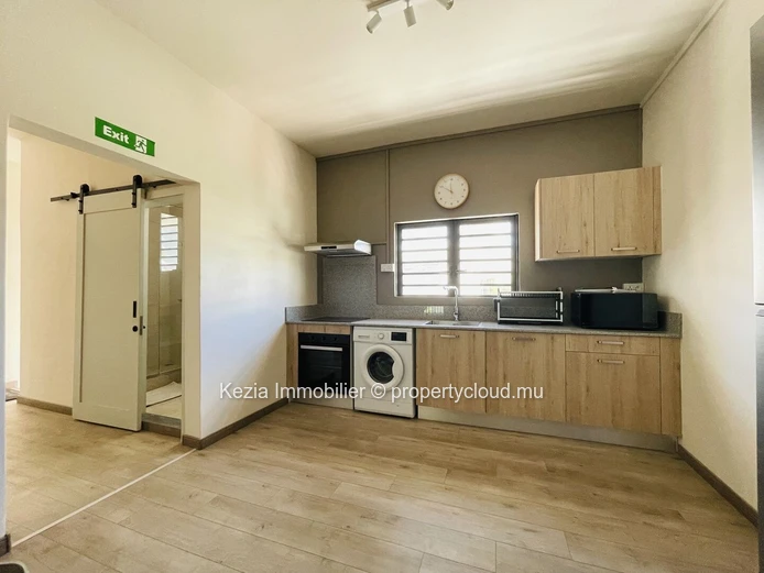 Modern Apartment 1 Minute From Pereybere Beach