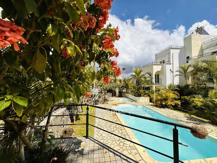 Triplex In A Secure Residence In Grand Baie