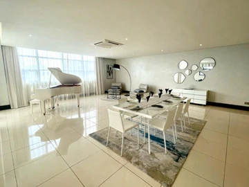 3 Bedroom Apartment