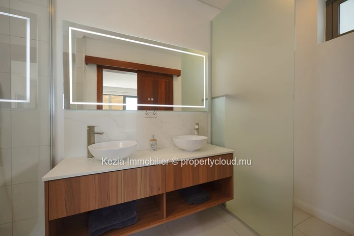 | Contemporary Apartment |