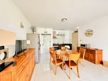 3 Bedroom Townhouse, Duplex