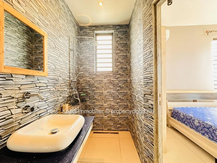 Modern And Comfortable Duplex
