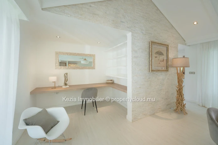 One-Level Villa In A Sought-After Residence