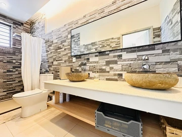 2 Bedroom Townhouse, Duplex