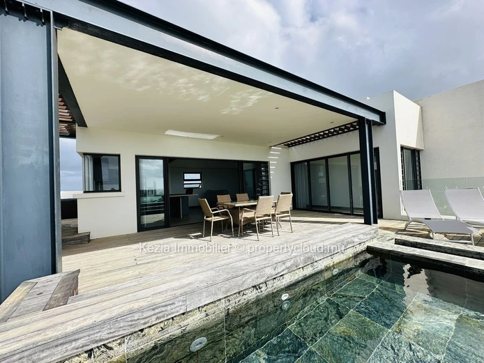 Penthouse with Ocean View and Private Pool