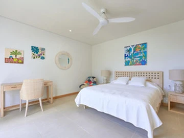 5 Bedroom Villa