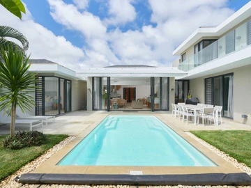 4 Bedroom Villa