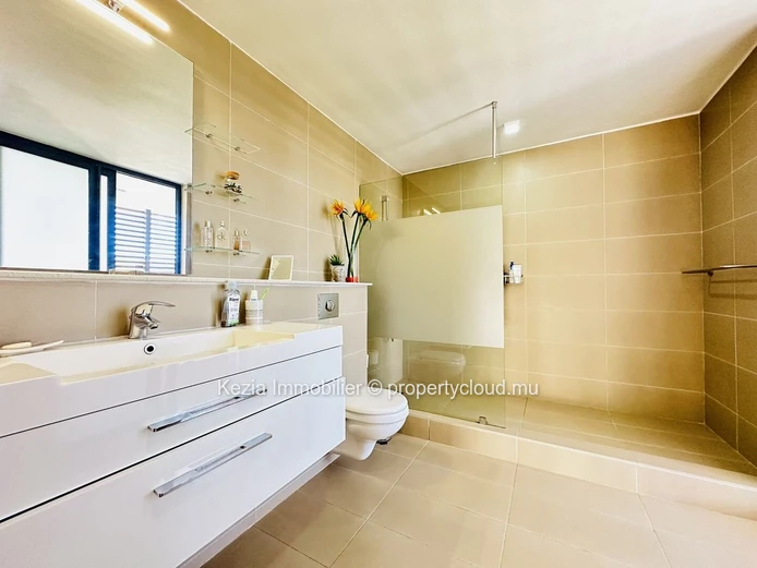 Appartement Contemporain Proche Plage