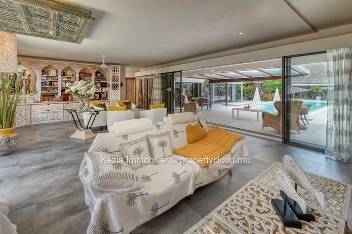 Villa D’Exception Dans Une Residence Prisee