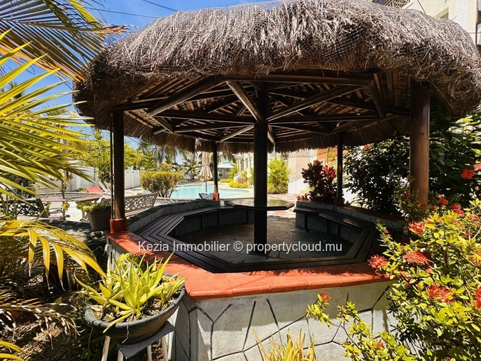 Apartment With Terrace Close To The Beach