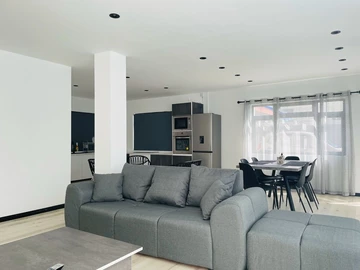 3 Bedroom Townhouse, Duplex