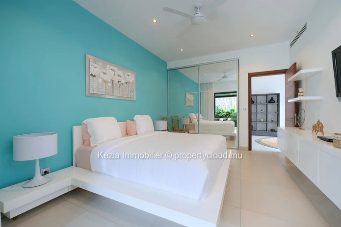 Luxurious Balinese villa with exceptional volumes
