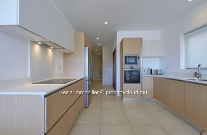 Modern Apartment Just A Few Steps From The Beach
