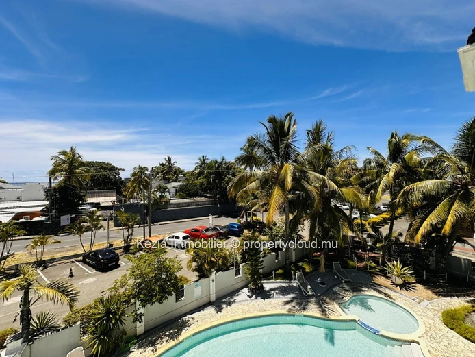 Apartment With Terrace Close To The Beach