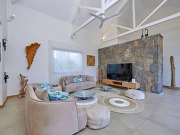 5 Bedroom Villa