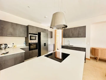 3 Bedroom Apartment