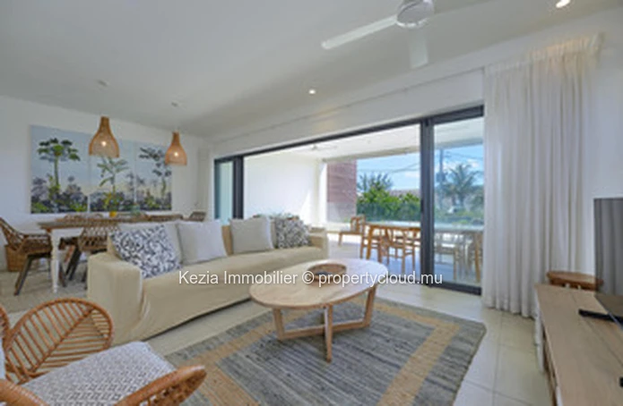 Modern Apartment Just A Few Steps From The Beach