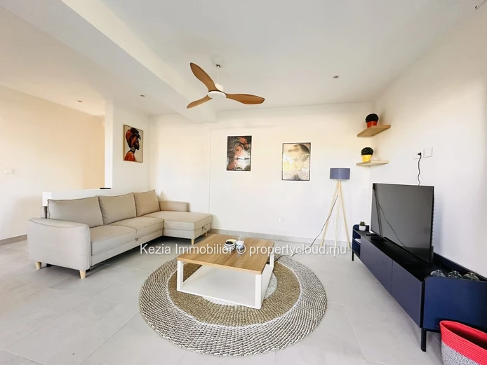 Apartment With Private Garden