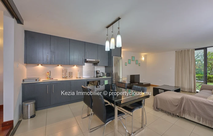 Appartement Contemporain En Rez-De-Jardin
