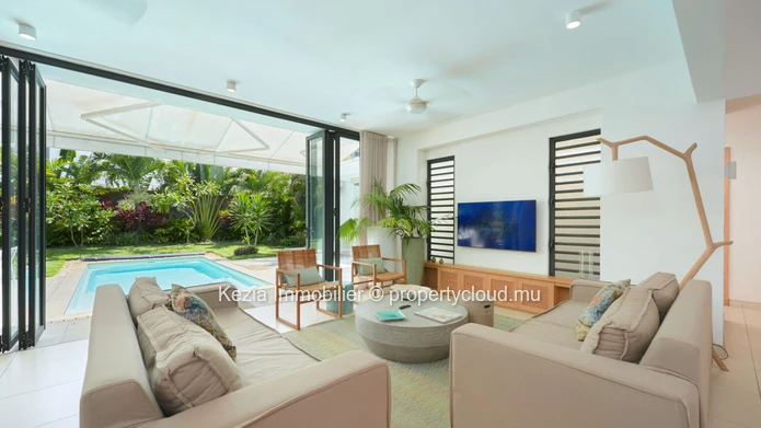 CONTEMPORARY VILLA AND ITS BUcolic GARDEN