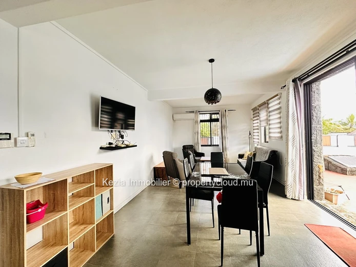Contemporary Duplex Near The Coast