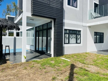 3 Bedroom Townhouse, Duplex