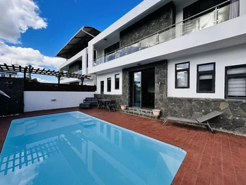 2 Bedroom Townhouse, Duplex
