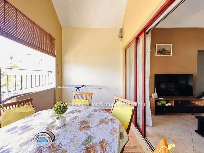 Apartment With Terrace Close To The Beach