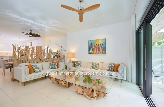 Appartement Contemporain En Rez-De-Jardin