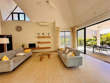 4 Bedroom Villa