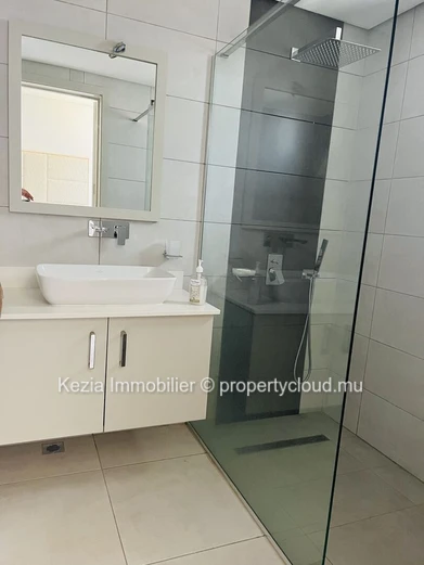 Appartement Contemporain Proche Plage