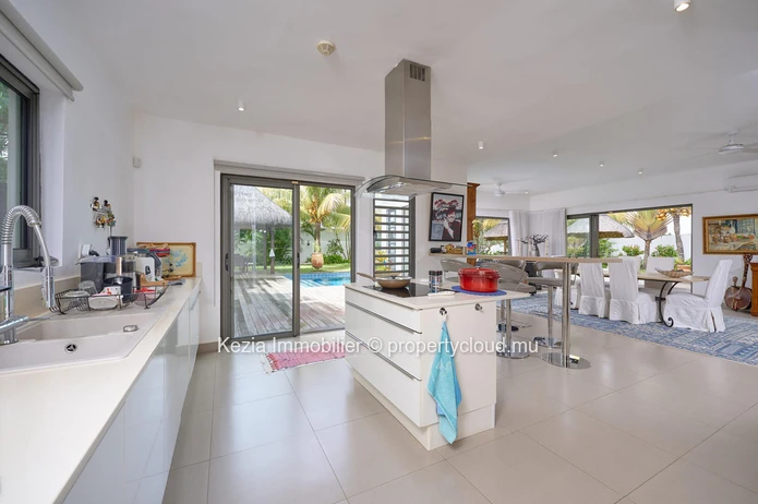 Single-Storey Villa In A Secure Residence