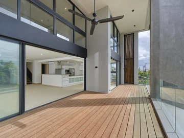 4 Bedroom Apartment