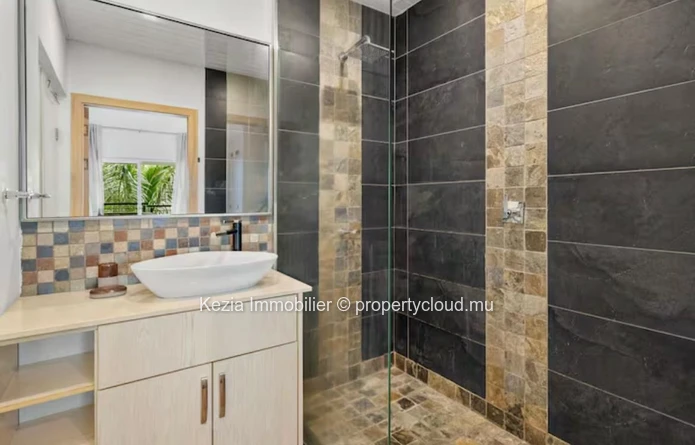 Contemporary Apartment In A Secured Residence